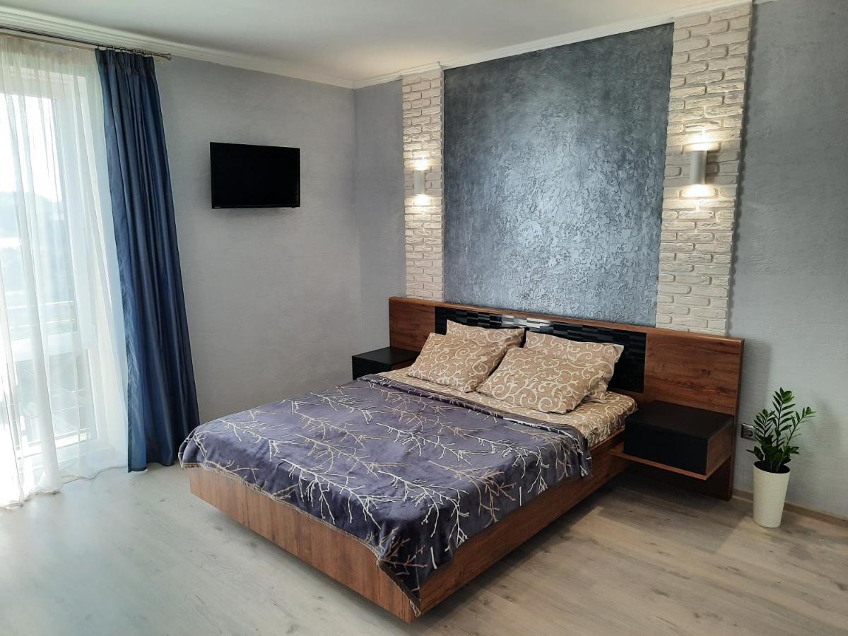 Нові Квартири Біля Вокзалу Іф "Хочу Цю" Apartment Ivano-Frankivsk Exterior photo