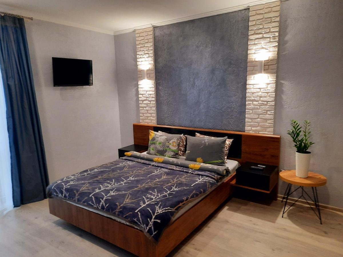 Нові Квартири Біля Вокзалу Іф "Хочу Цю" Apartment Ivano-Frankivsk Exterior photo